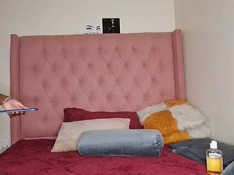 Wendy smal - online show from 12/22/24, 05:23