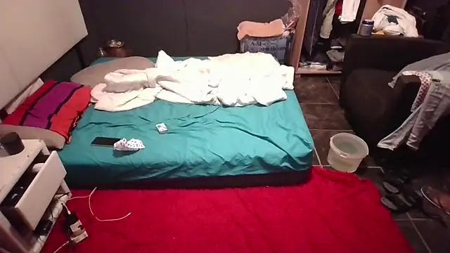 Snapshot of THEEBOSSTEE chatting on 11/06/25, 06:31 THEEBOSSTEE online show from 11/06/25, 06:31