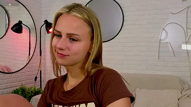 Wendy D0ll online show from 03/24/26, 09:42