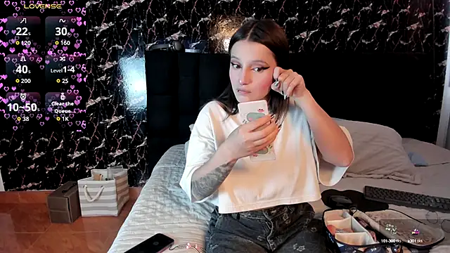 Elecktra sweet online show from 10/15/25, 07:47