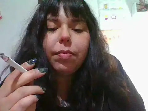 Snapshot of scarletttlove chatting on 06/22/26, 01:29 scarletttlove online show from 06/22/26, 01:29