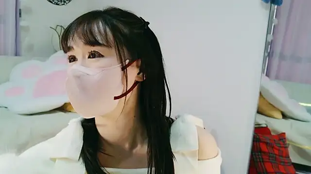 Snapshot of aaanyan chatting on 12/13/24, 11:17 aaanyan online show from 12/13/24, 11:17