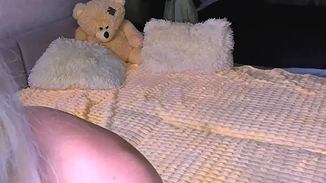 Sweeet Barbie online show from 10/21/25, 03:24