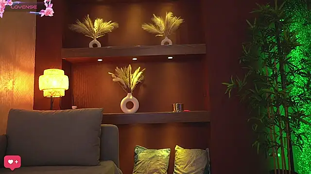 JustinneJade online show from 12/04/24, 09:40