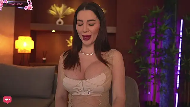 JustinneJade online show from 03/04/25, 06:47