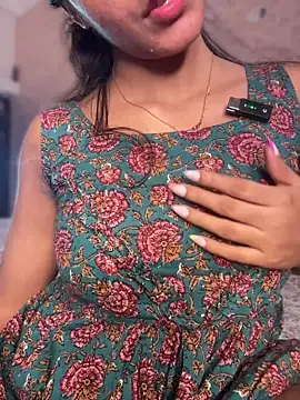 Snapshot of Goddess_sneha chatting on 07/11/26, 06:49 Goddess sneha online show from 07/11/26, 06:49