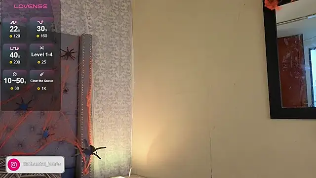 Shantal Joness online show from 10/28/25, 11:07