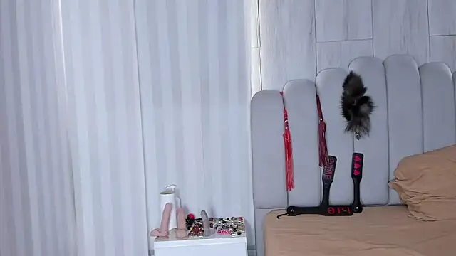 mileyerikson online show from 10/20/25, 01:11