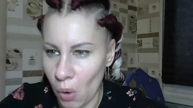 TherestlessKitty online show from 10/13/25, 10:26