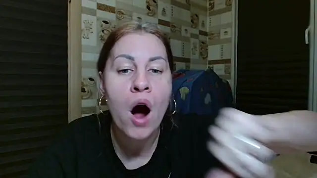 Snapshot of TherestlessKitty chatting on 07/09/26, 10:25 TherestlessKitty online show from 07/09/26, 10:25