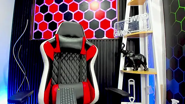 Tayzon Foxxx online show from 03/23/26, 08:13