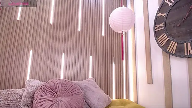 Tayzon Foxxx online show from 04/24/26, 08:33