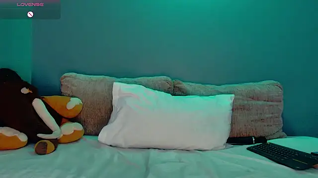 LauraEvanns online show from 09/25/25, 06:06