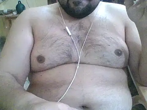 ARYANAVAILABLE online show from 02/04/25, 08:38