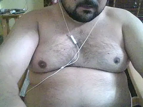 ARYANAVAILABLE online show from 02/06/25, 12:54