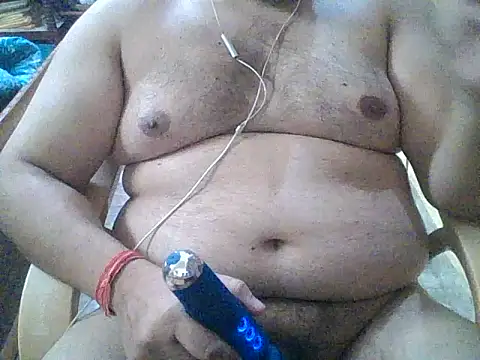 ARYANAVAILABLE online show from 09/29/25, 12:05