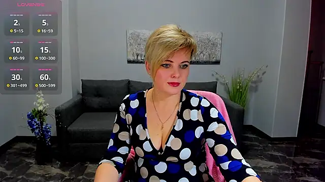 Julia Wilsone online show from 01/16/26, 12:53