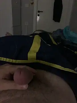 Erenn34 online show from 10/03/25, 01:13