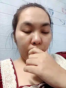 Snapshot of Milk_tea2k chatting on 02/23/26, 01:41 Milk tea2k online show from 02/23/26, 01:41