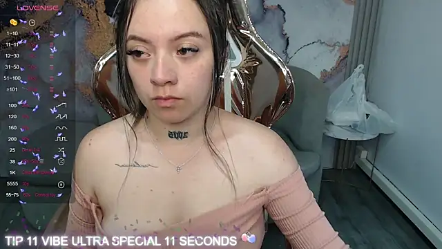 Cristal v 1 online show from 02/14/25, 03:11