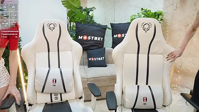 Britney054 online show from 12/26/24, 11:43