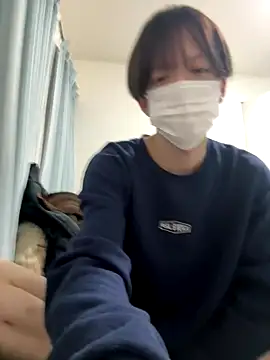 yuuuuma578 online show from 12/18/25, 04:02