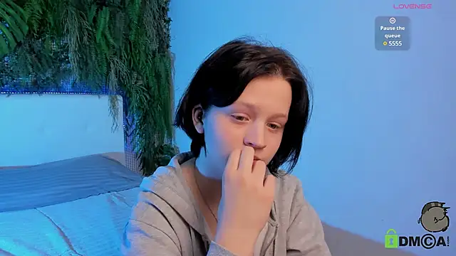 Alina Mills online show from 02/03/25, 08:35