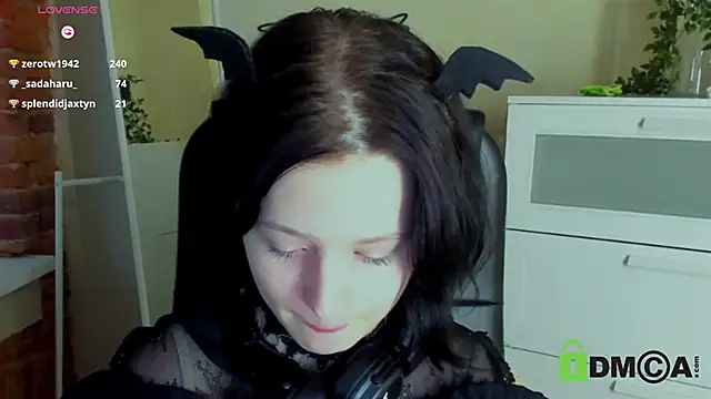 Alina Mills online show from 02/26/25, 11:30