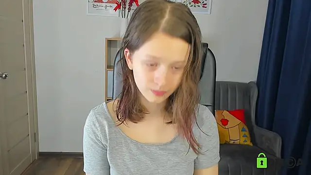 Snapshot of Alina_Mills chatting on 06/12/26, 10:36 Alina Mills online show from 06/12/26, 10:36