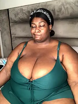 bustytitsxxx online show from 12/04/24, 12:14