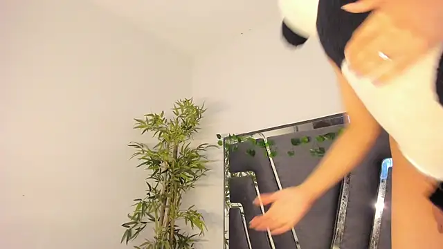 Black Rose2 online show from 02/08/25, 11:44