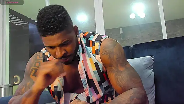 Makonneen online show from 12/14/24, 11:01