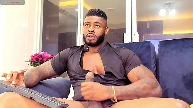 Makonneen online show from 03/10/25, 02:50