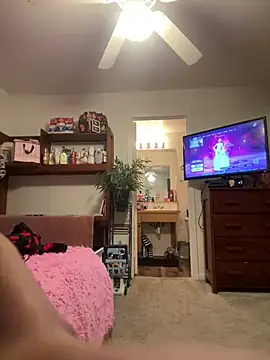 thatonelightskinn online show from 12/11/24, 04:28