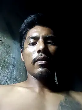 Aqua2312 online show from 04/22/26, 07:44