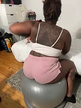 Goddess Nafeesha online show from 10/06/25, 02:31