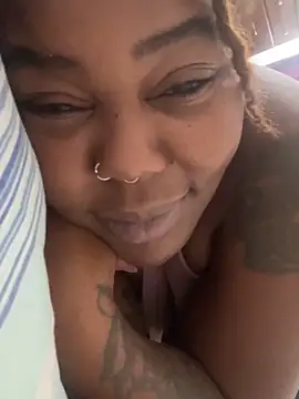 Goddess Nafeesha online show from 10/12/25, 05:45