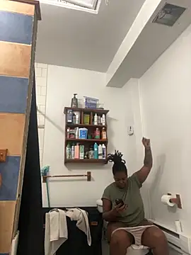 Goddess Nafeesha online show from 11/05/25, 05:46