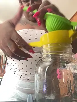 Goddess Nafeesha online show from 07/01/26, 05:56