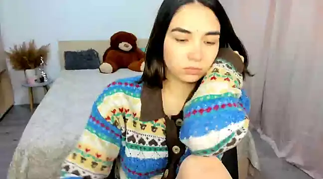 Snapshot of Alexa_Dolly12 chatting on 01/25/25, 10:08 Alexa Dolly12 online show from 01/25/25, 10:08