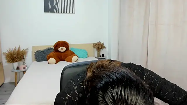 Snapshot of Alexa_Dolly12 chatting on 02/22/25, 07:45 Alexa Dolly12 online show from 02/22/25, 07:45