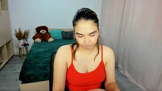 Snapshot of Alexa_Dolly12 chatting on 09/18/25, 05:20 Alexa Dolly12 online show from 09/18/25, 05:20