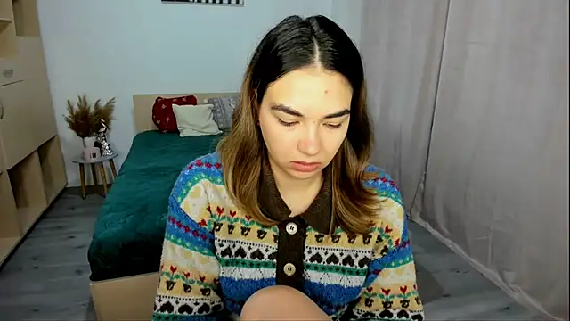 Snapshot of Alexa_Dolly12 chatting on 12/02/25, 06:30 Alexa Dolly12 online show from 12/02/25, 06:30