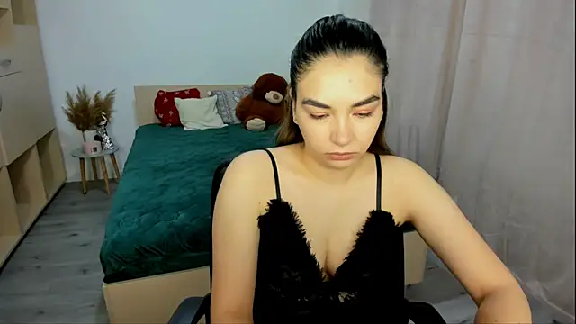 Snapshot of Alexa_Dolly12 chatting on 12/04/25, 06:55 Alexa Dolly12 online show from 12/04/25, 06:55