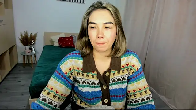 Snapshot of Alexa_Dolly12 chatting on 12/19/25, 08:10 Alexa Dolly12 online show from 12/19/25, 08:10