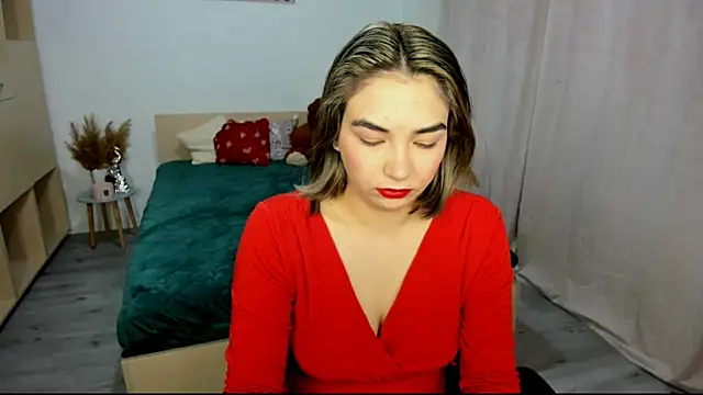 Snapshot of Alexa_Dolly12 chatting on 12/22/25, 06:54 Alexa Dolly12 online show from 12/22/25, 06:54