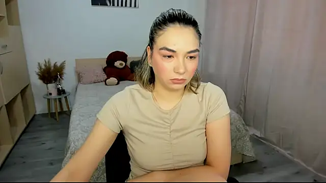 Snapshot of Alexa_Dolly12 chatting on 01/13/26, 07:46 Alexa Dolly12 online show from 01/13/26, 07:46