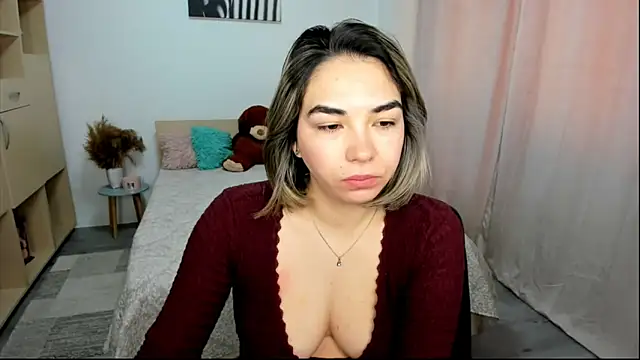 Alexa Dolly12 online show from 04/16/26, 08:04