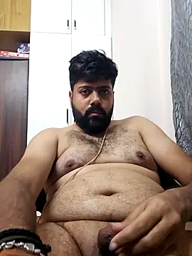 Hornie small Dick01 online show from 03/12/25, 06:22