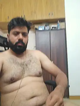 Hornie small Dick01 online show from 05/04/26, 05:42